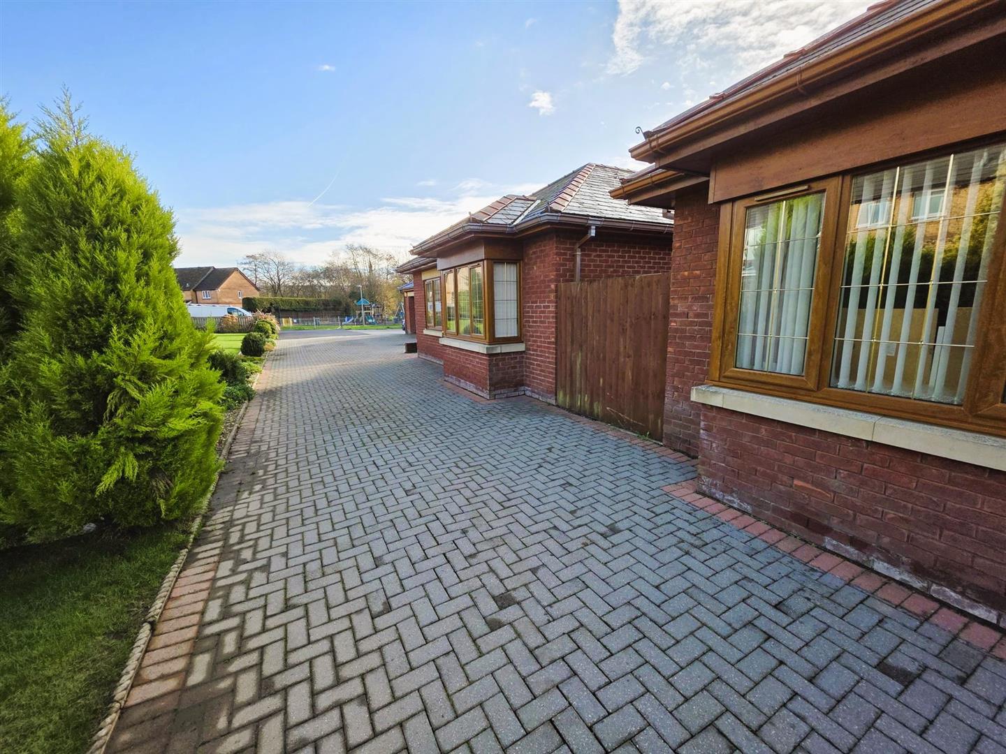 Clos Ty Gwyn, Dafen, Llanelli, SA14 8UT